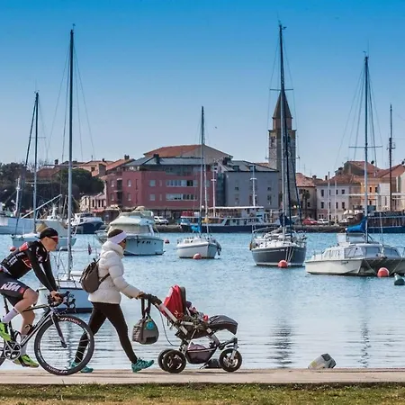 Dolce Vista Garden Palace Daire Umag